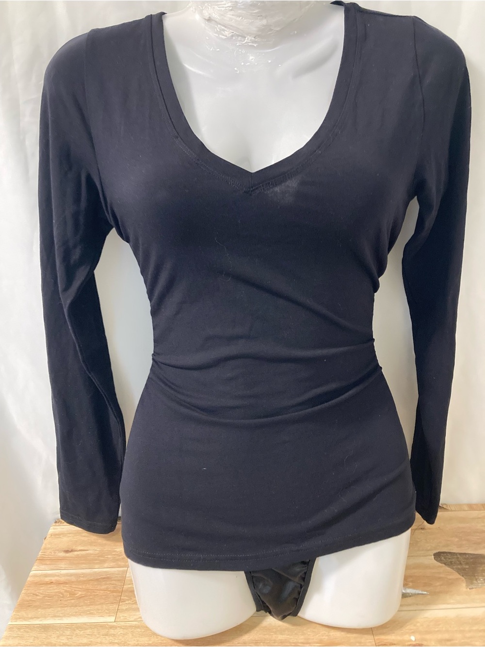 Twik Black Ruched V-Neck Long Sleeve Stretch Top XS